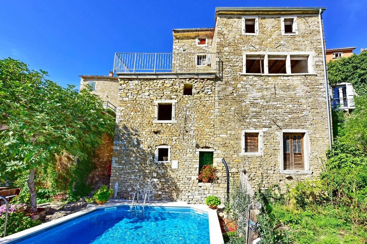 Apartment Villa Fragola Motovun Croatia